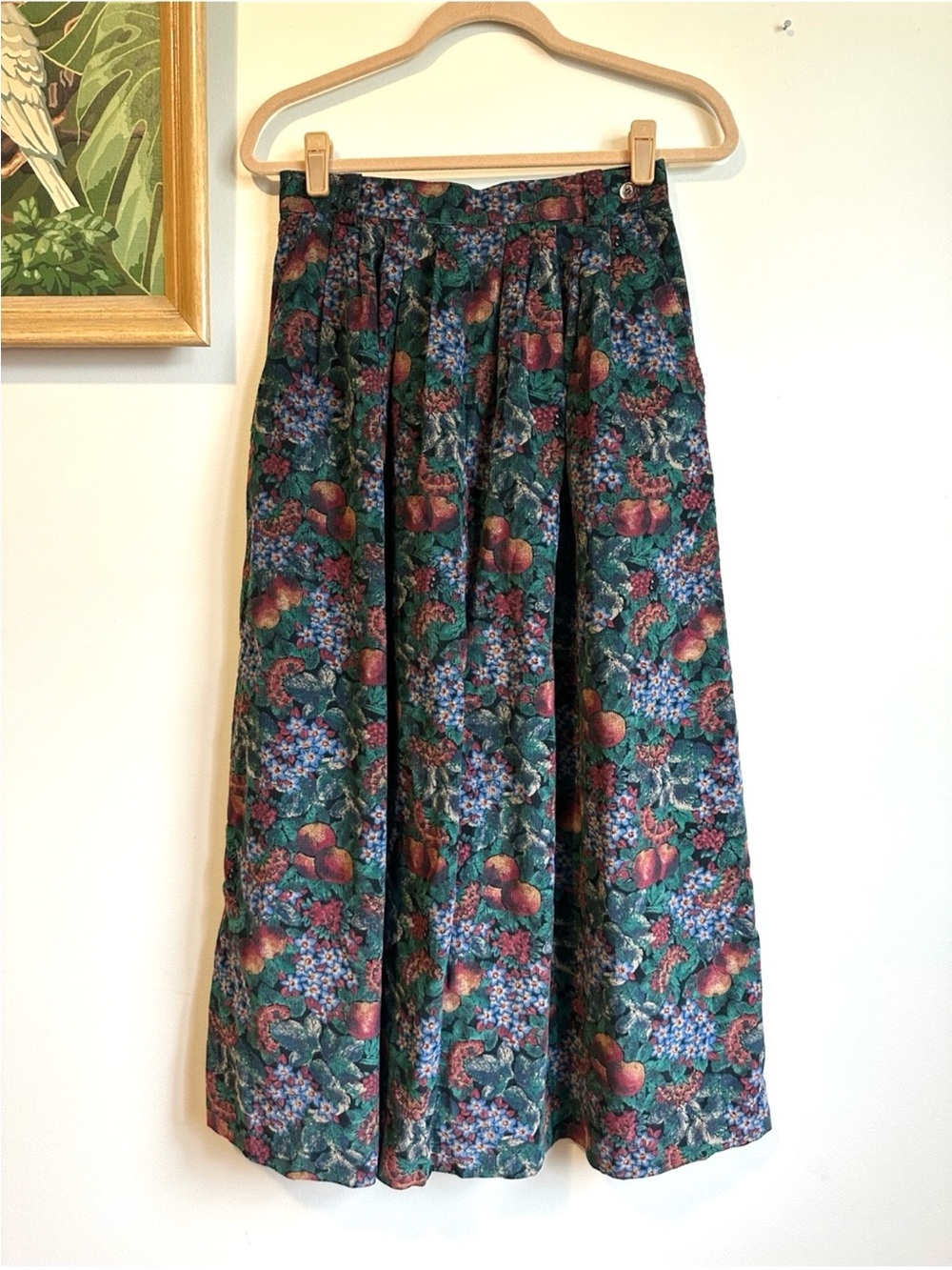 L.L. Bean Vintage Corduroy Fruit Floral Pleated Skirt Womens 10 Cottagecore